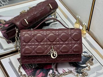 pochette dior