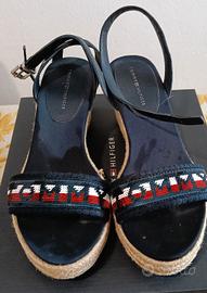 Sandalo con zeppa "Tommy Hilfiger"