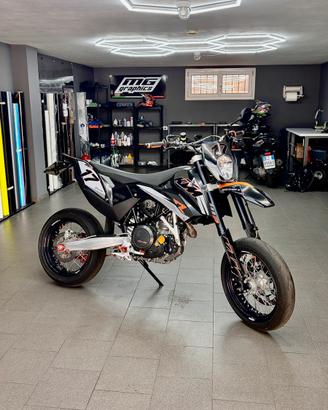 Ktm 690 smc 2010 depo