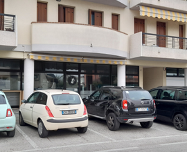Bar/gelateria