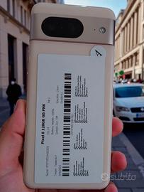 Google pixel 8 con Cover e Schermo protettivo 