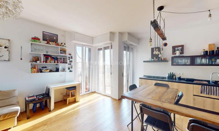 Quadrilocale ultimo piani con balconi panoramici