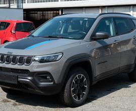 Jeep Compass 1.3 T4 240CV PHEV AT6 4xe Trailhawk