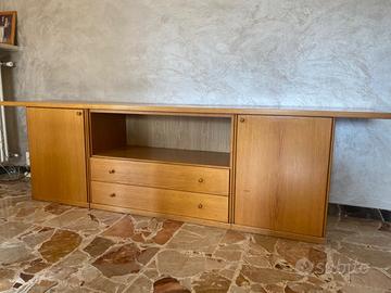 Credenza