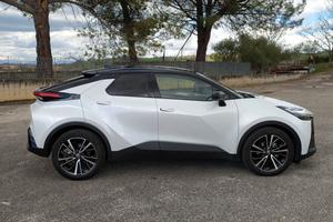 TOYOTA C-HR 1.8 HYBRID LOUNGE