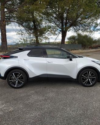 TOYOTA C-HR 1.8 HYBRID LOUNGE