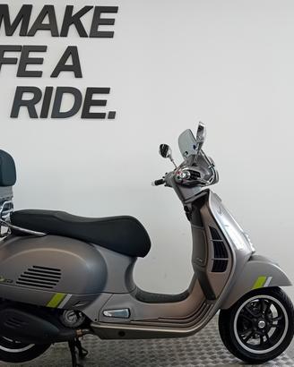 VESPA GTS 300 SUPER TECH - 2023