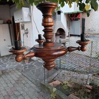 Lampadario in legno