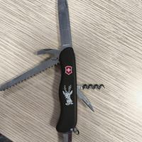 Victorinox Hunter 111mm Ed. Limitata Camoscio