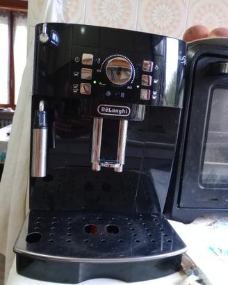 De’Longhi Magnifica S 