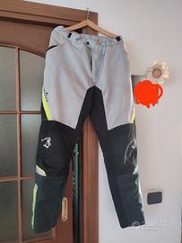 pantaloni ,jeans e stivali