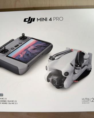 DJI Mini 4 Pro Fly More Combo pari al nuovo