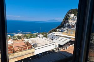 Bilocale Via Madre Serafina 35 Capri (NA)