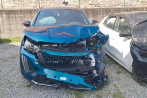 Peugeot 2008 Hybrid 145 e-DCS6 Style sinistrata