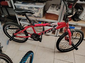 Bicicletta Bmx