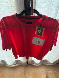 T-shirt donna Ferrari
