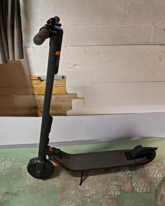 Monopattino Segway Ninebot ES2