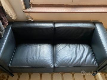 Divano in Pelle Nera Stile Le Corbusier (LC3), 2 P