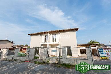 VILLA BIFAMILIARE IN COSTRUZIONE