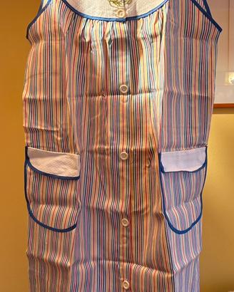 Grembiule o vestito per casa