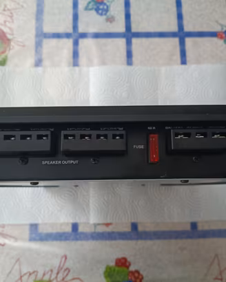 Amplificatore Alpine