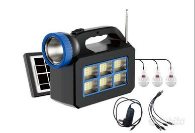 Set multifunzione portatile con pannello solare