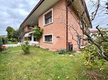 VILLA SINGOLA A PONTE SAN NICOLÒ