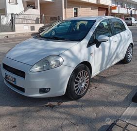 Fiat Grande Punto 1.3 MJT 75 CV 5 porte Dynamic
