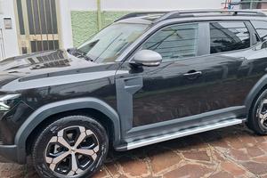 Dacia Duster full hybrid 140 journey