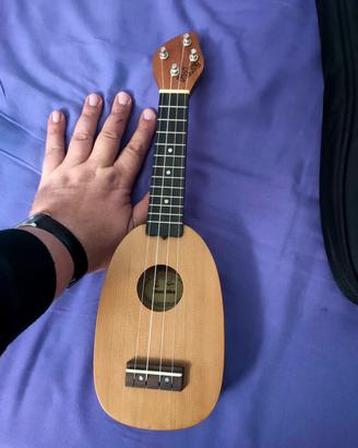 ukulele mini iuke l'ukulele più piccolo