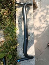 Pieghe manubrio corsa gravel