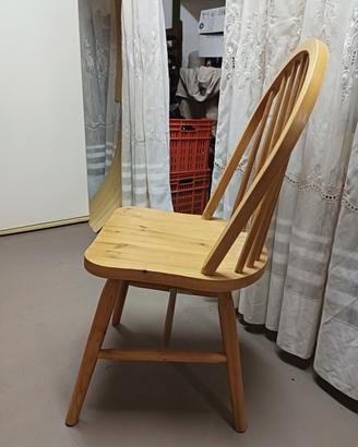 COPPIA DI VECCHIE SEDIE 