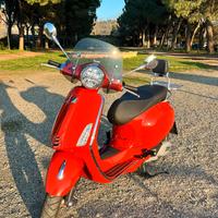 Vespa Primavera 125