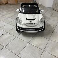 Mini Cooper Beachcomber a batteria