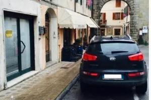 Grazioso fondo commerciale