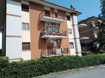 4 LOCALI A CASTROLIBERO