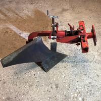 Aratro per motocoltivatore