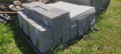 Mattonelle gress porcellanato  nuove