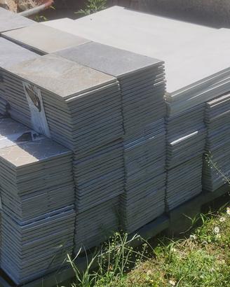 Mattonelle gress porcellanato  nuove