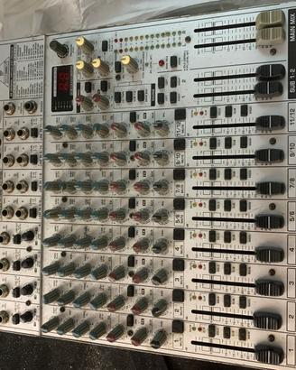 mixer behringer eurorack ub 1622 fx pro