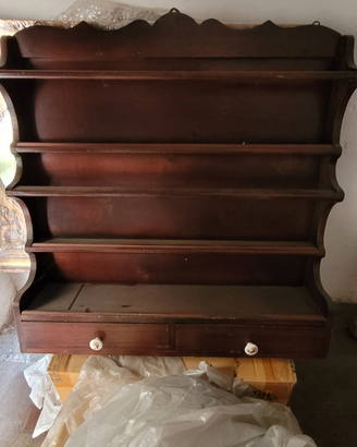 Piattaia in legno sospesa