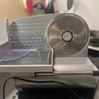 Affettatrice  domestica