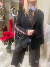 Giacca modello Adidas