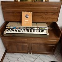 mobile in legno con organo GEM