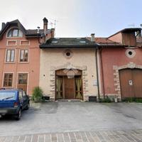 CASA SEMINDIPENDENTE A ROANA