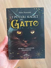 Libro gatti "I poteri magici del gatto"