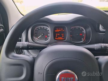 Fiat Panda Hybrid 2023 – Zero pensieri, tanta stra