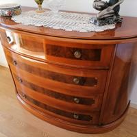 Como' in legno 