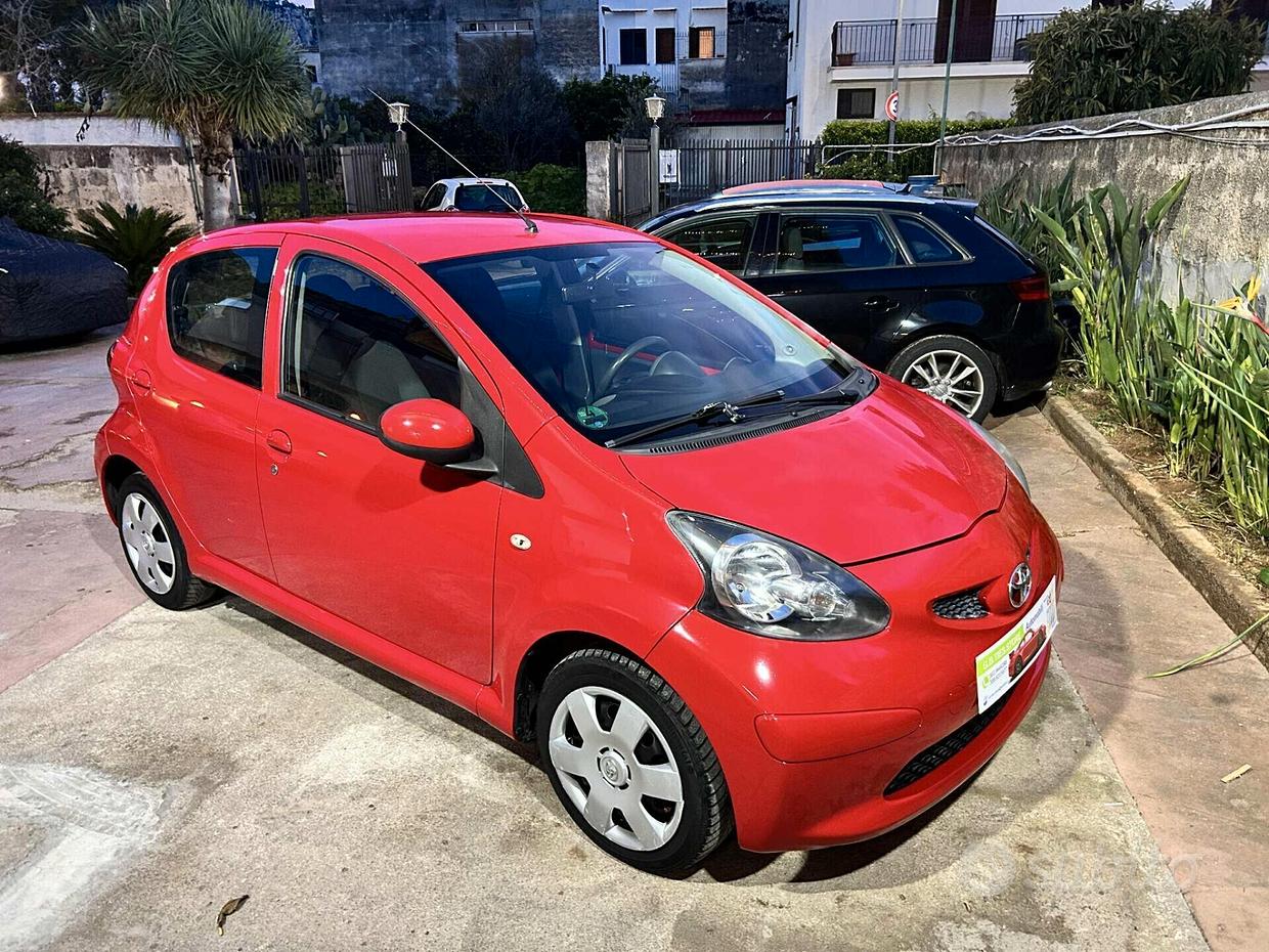 TOYOTA Aygo 1ª serie