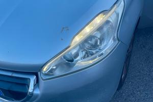 Peugeot 208 1.4 hdi